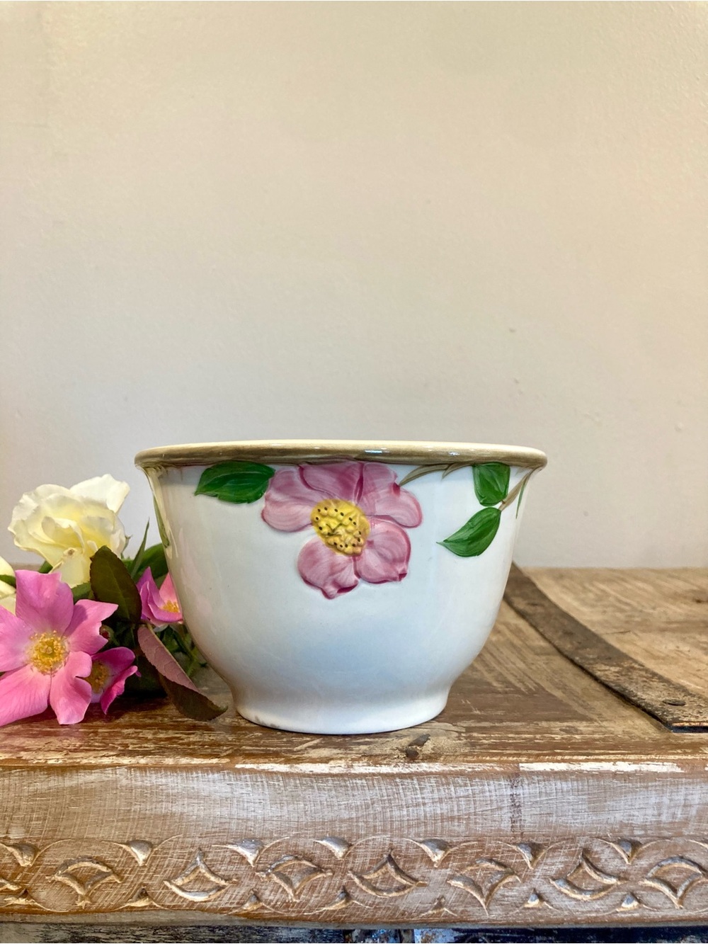 Franciscan Earthenware Hand-Painted Desert Rose 6” Mixing Bowl 1960s Vintage USA